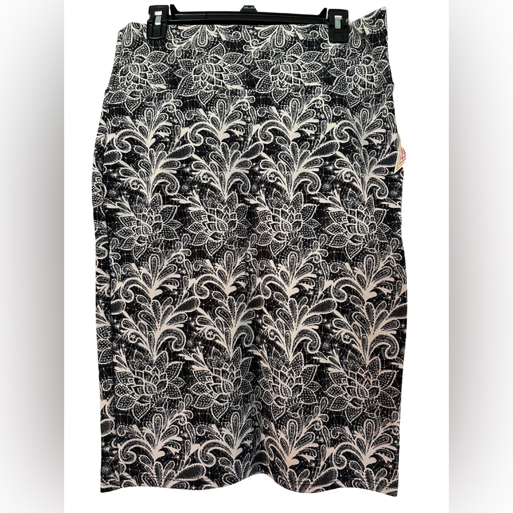 LuLaRoe Cassie skirt